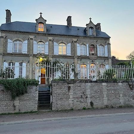 Bed and Breakfast Les Anges Oneux Exterior foto