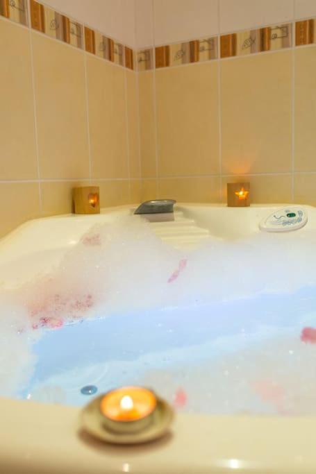 Bed and Breakfast Les Anges Oneux Exterior foto