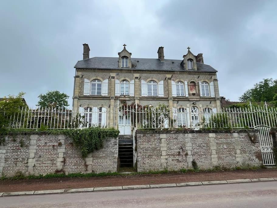 Bed and Breakfast Les Anges Oneux Exterior foto